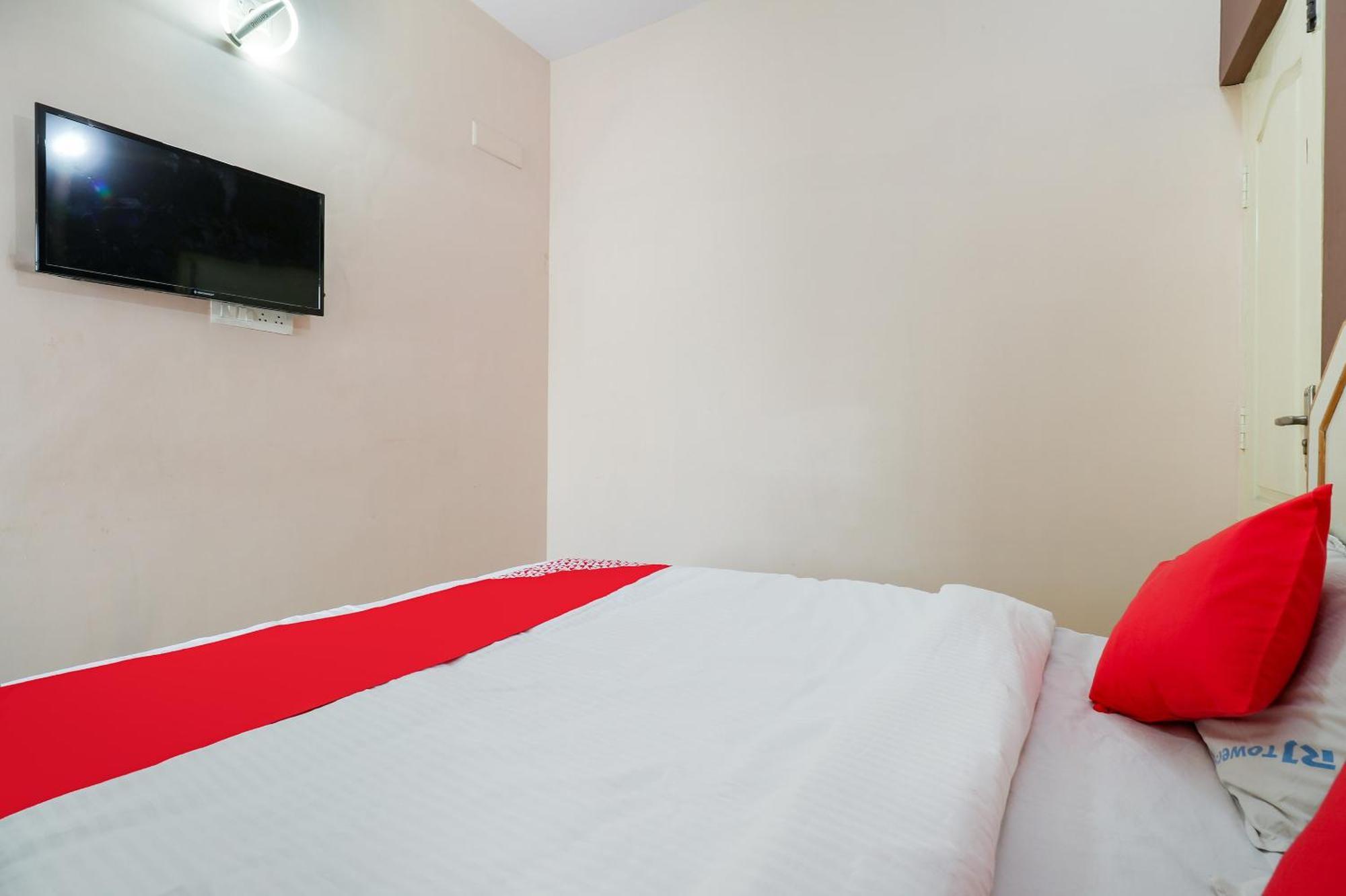 Super Hotel O Rj Tower Tallākulam Extérieur photo